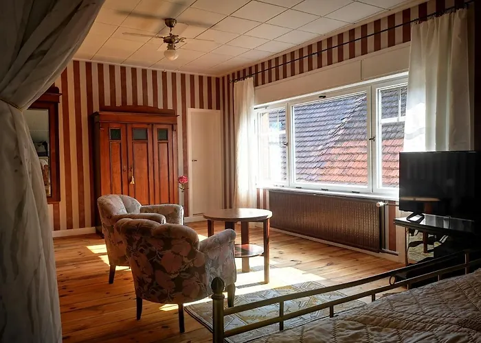 Am Lindenplatz Crinitz