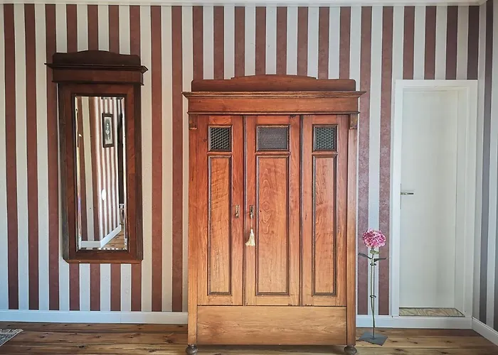 Am Lindenplatz Bed & Breakfast 3*